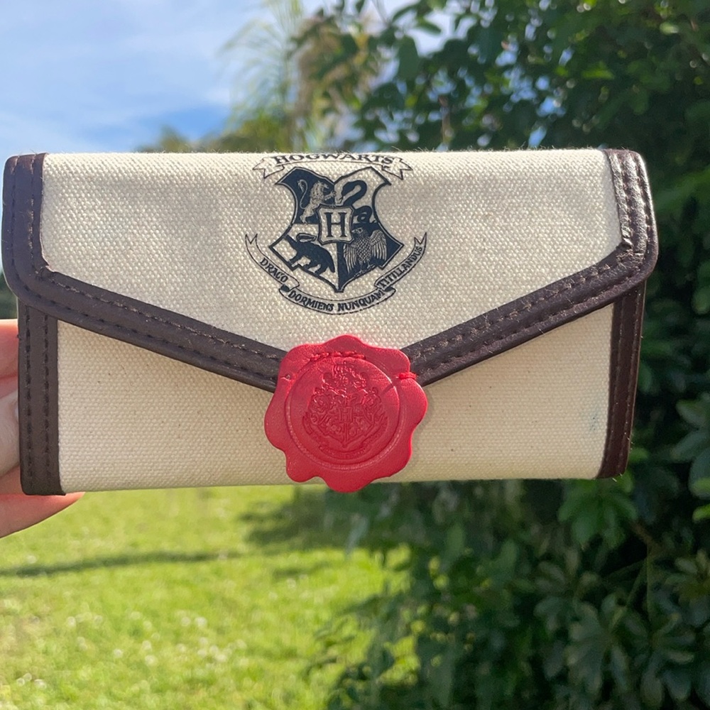 Hogwarts wallet